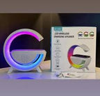 الشاحن اللاسلكي LED مع إضاءة محيطة – منظر جانبي     LED Wireless Charger with Ambient Light – Side Angle