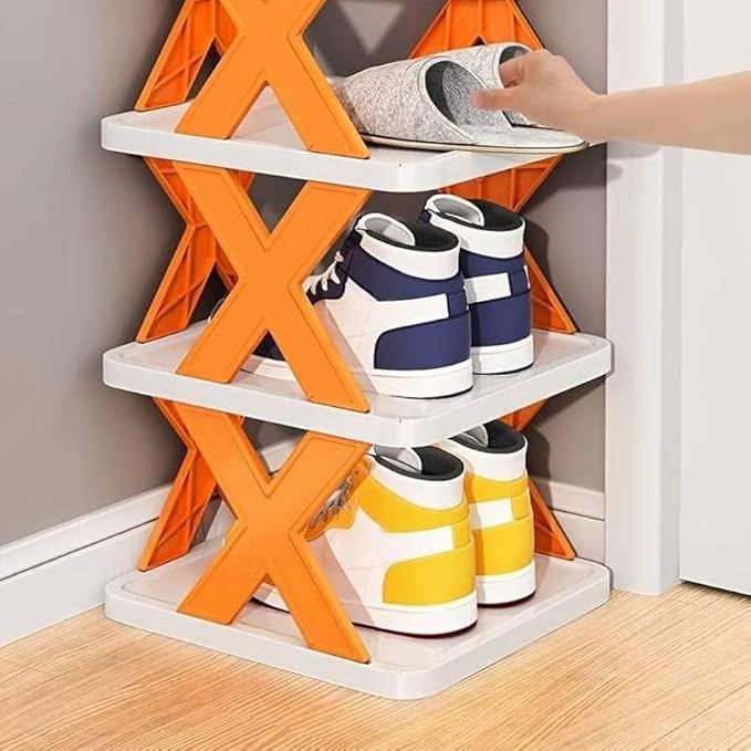 Modern shoe rack storing multiple shoes
منظم أحذية عصري لتخزين عدة أحذية